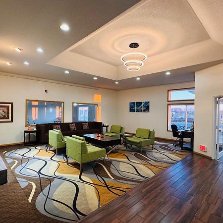 Grandstay Hotel And Suite Waseca Екстериор снимка